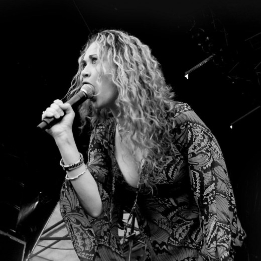 Blues Singer Dana Fuchs by Clemens Mitscher (...this was a very erotic gig). Dana Fuchs plays Sadie in the Julie Taymor movie "Across The Universe". She also played the singing Janis Joplin in the Broadway Musical "Love, Janis". #danafuchs #danafuchsband #janisjoplin #acrosstheuniverse Photography is art. Copyright holder for this art work: © Clemens Mitscher / VG Bild-Kunst, Bonn.