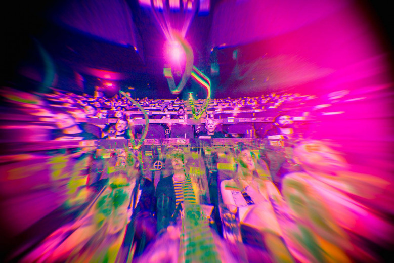 The LEVITATION 2015 concert film "I've Got Levitation" premiered yesterday at the sold-out Alamo Drafthouse Austin. During The 13th Floor Elevators part of the movie, my camera went crazy :-)