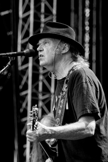 that's Neil Young © Clemens Mitscher Rock & Roll Fine Arts